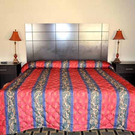 Andrews Motor Inn Екстер'єр фото