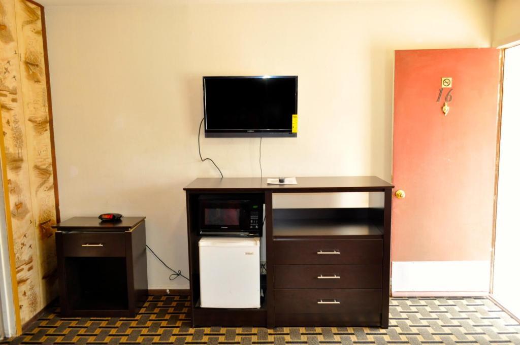 Andrews Motor Inn Екстер'єр фото