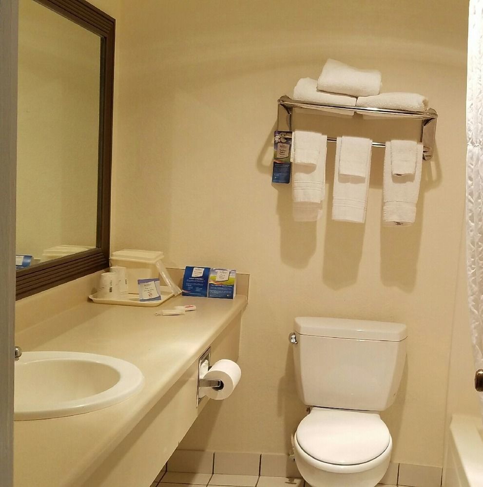 Andrews Motor Inn Екстер'єр фото