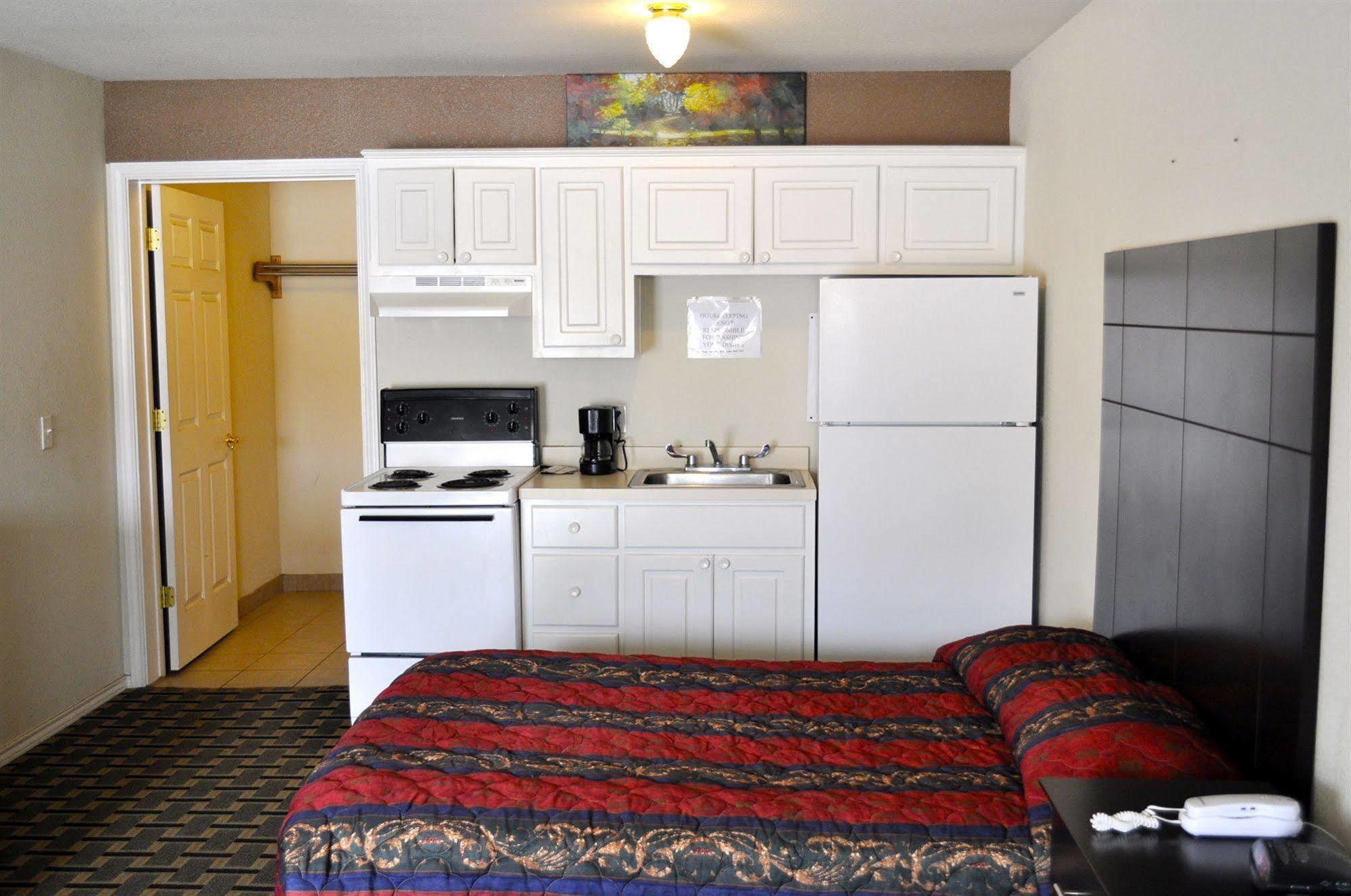 Andrews Motor Inn Екстер'єр фото