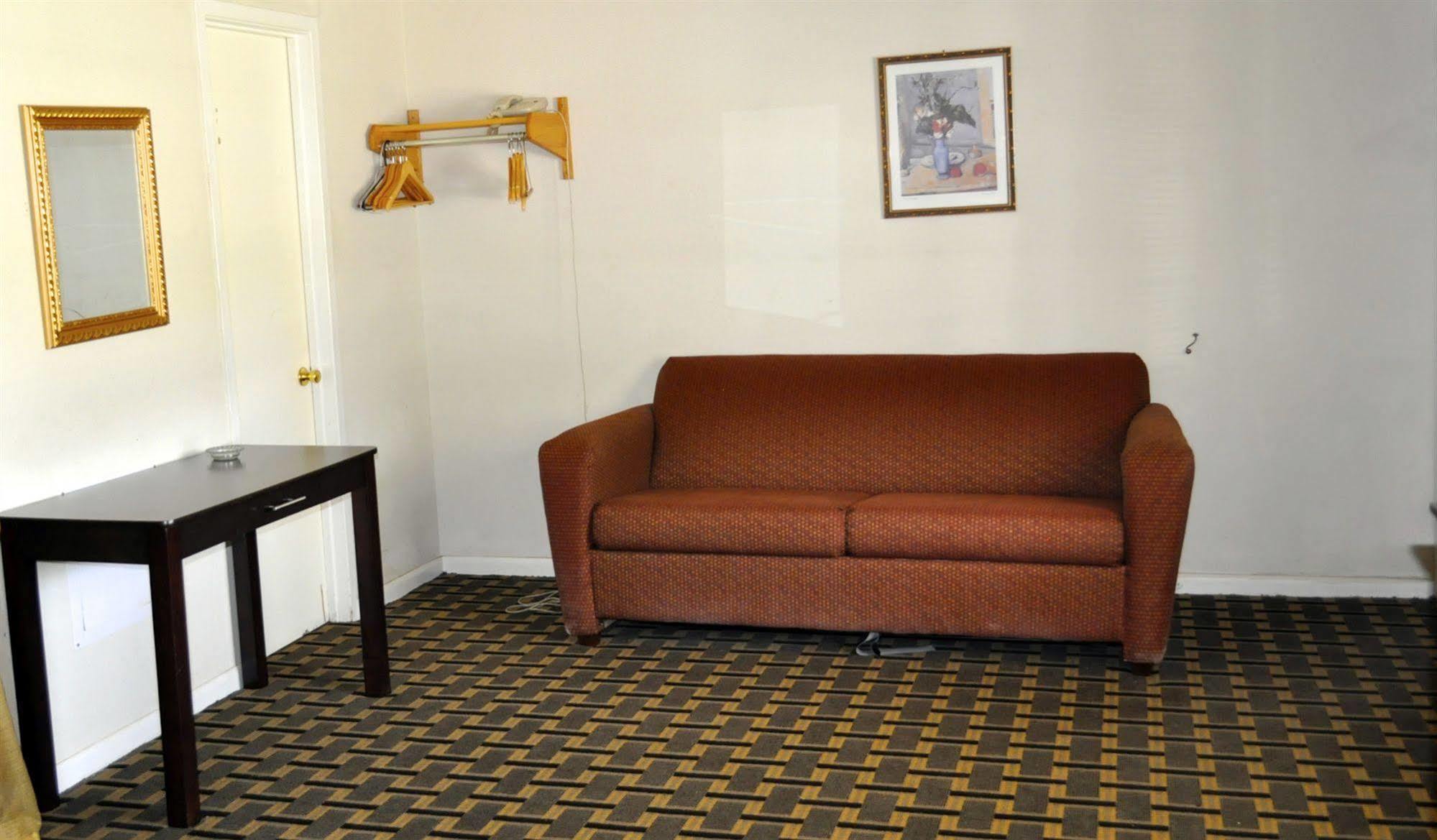 Andrews Motor Inn Екстер'єр фото