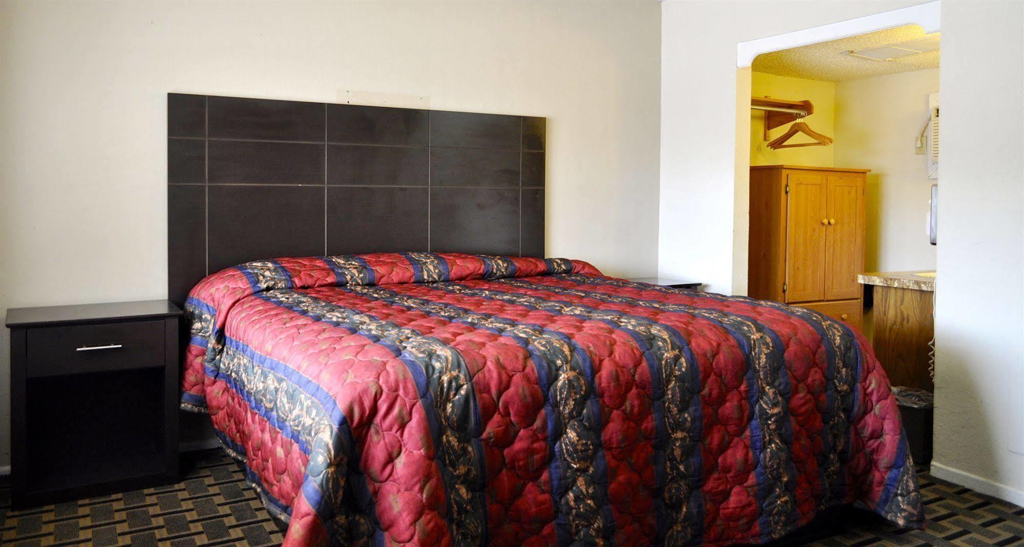 Andrews Motor Inn Екстер'єр фото