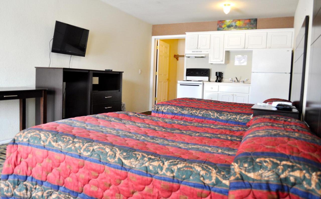 Andrews Motor Inn Екстер'єр фото